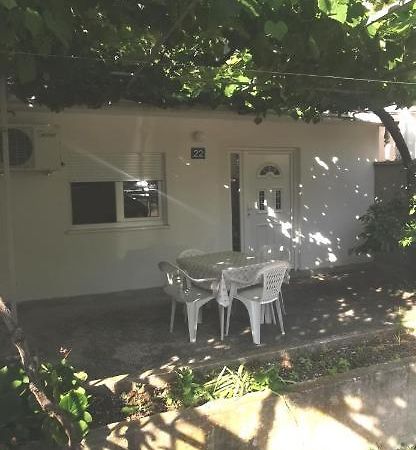Sobe I Apartmani Marovic Petrovac Exterior foto